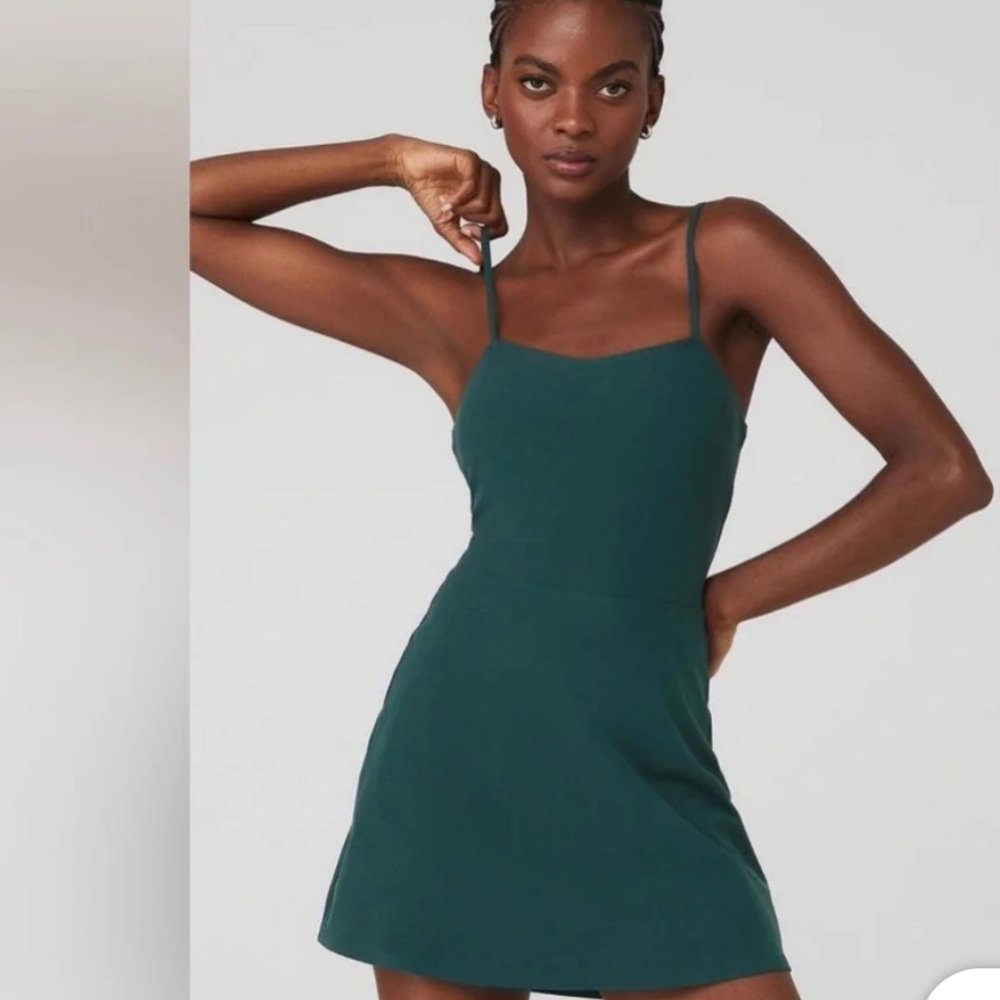 Never worn Alo yoga Alosoft Courtside Tennis mini Dress Midnight Green S